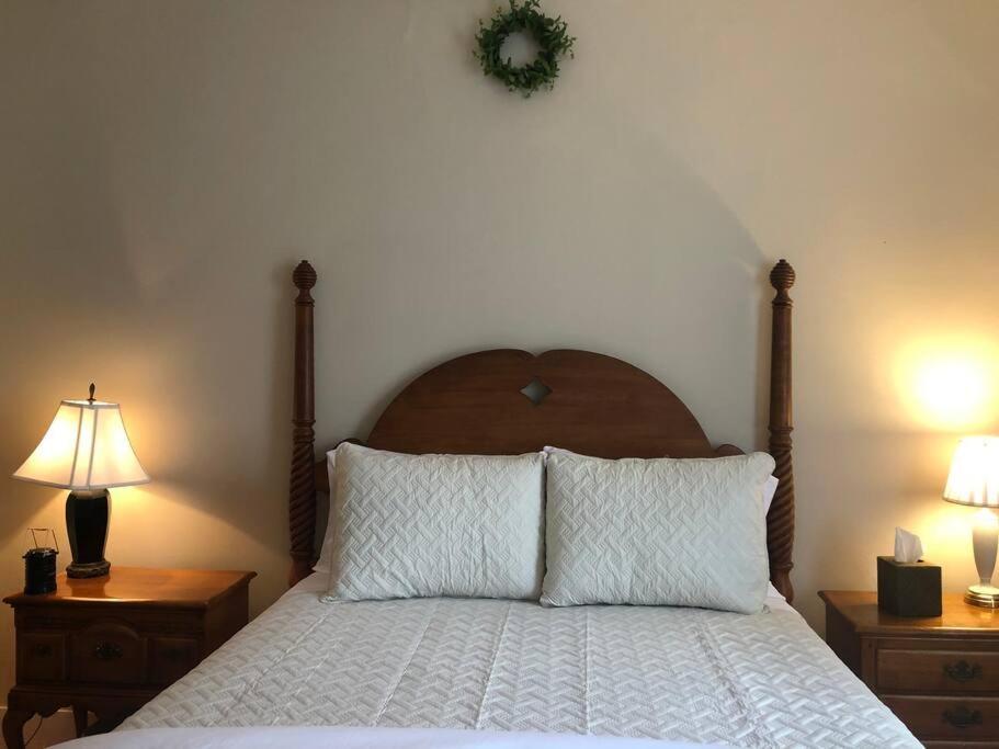 Elegant 2Br Apt W 2 Bathrooms In Historic Hamlet By Berkshires & Hudson Valley, Walk To Restaurants Hillsdale Extérieur photo